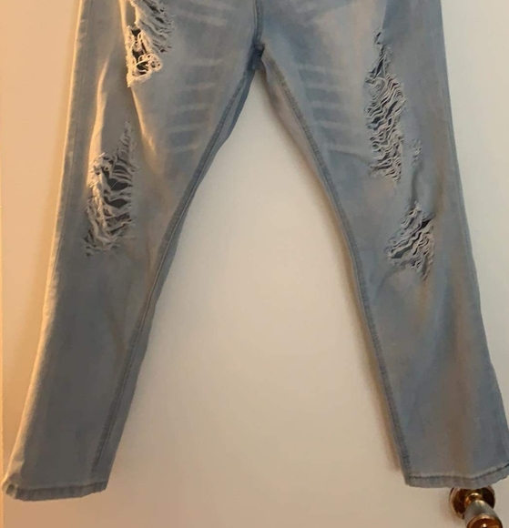 Ardene Jeans - Picture 2 of 2